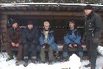 Blitz 00 - Waiting for your turn in skeet shooting. The lady is one of the outdoor fun organizers, not Blitz attendee. Left-right: Cahill/ICE, Visaman/ICE, Aino/Moosefly and Zamir/KATE1.